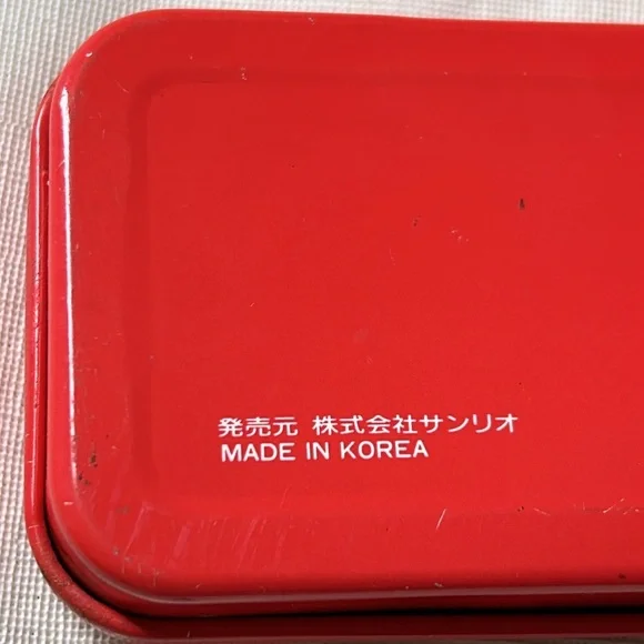 🖤1994 Hello Kitty Metal Pencil Case by Sanrio - Picture 4 of 16